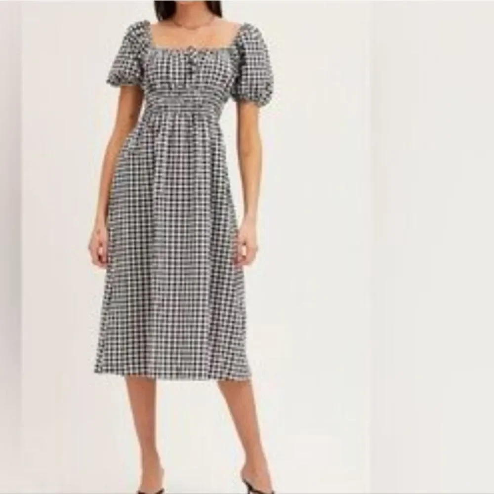 Monteau Los Angeles Checked Dress. Cottagecore. Peasant. Gingham - Picture 12 of 12